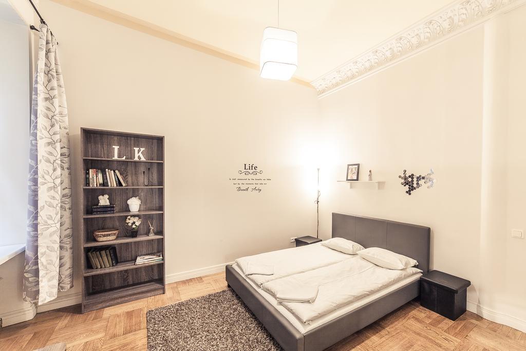Mosaic Center Apartments Riga Bagian luar foto