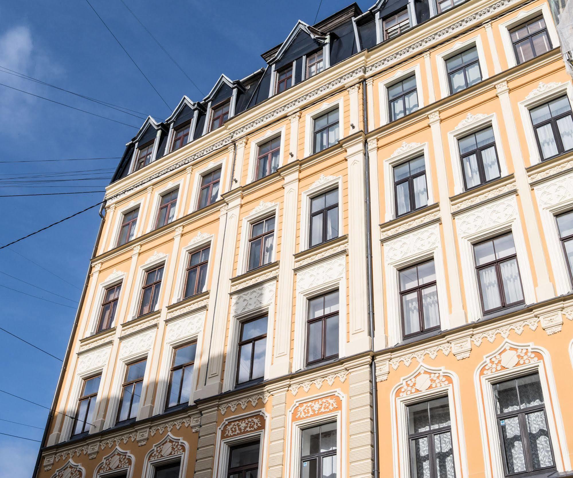 Mosaic Center Apartments Riga Bagian luar foto