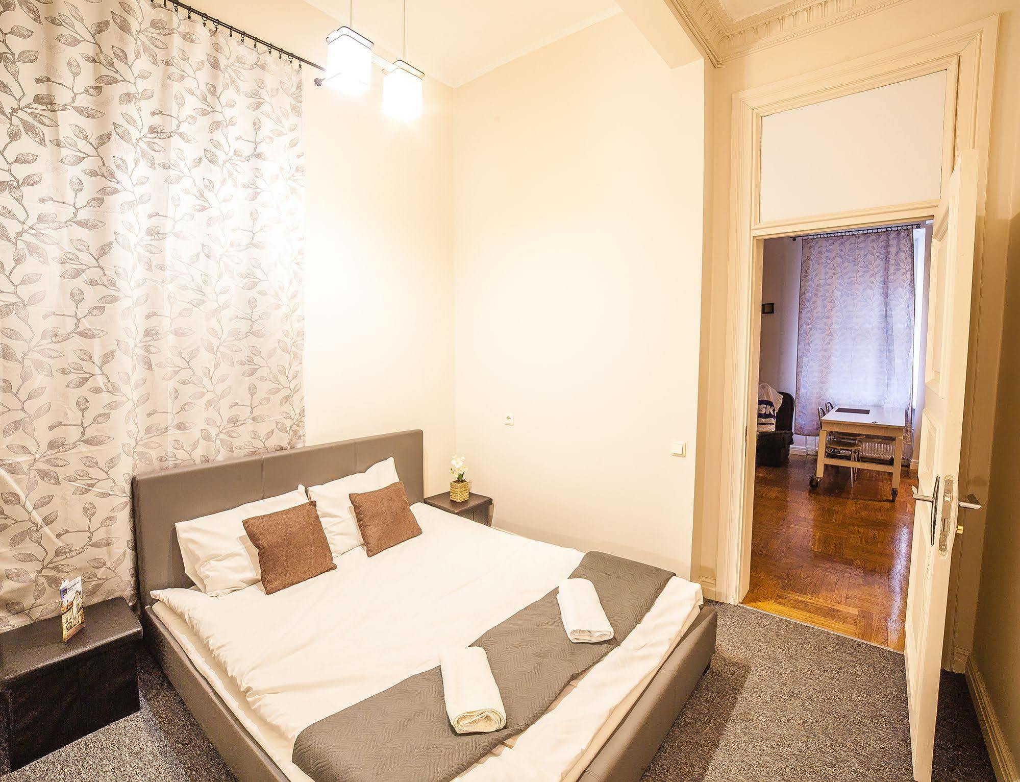 Mosaic Center Apartments Riga Bagian luar foto