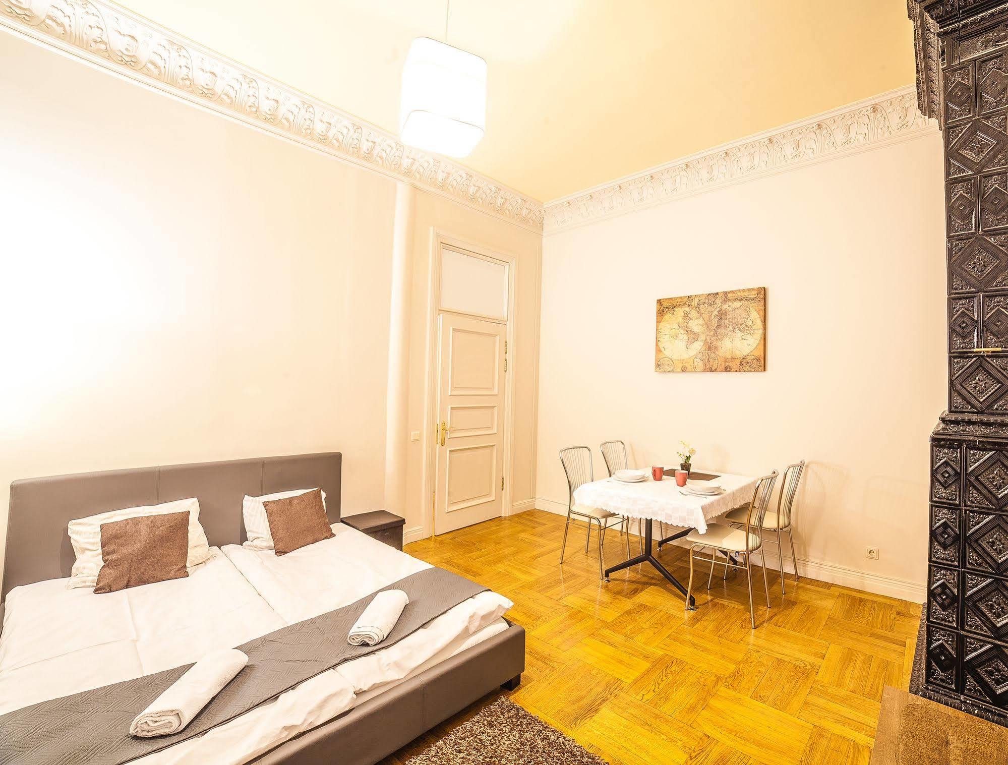 Mosaic Center Apartments Riga Bagian luar foto